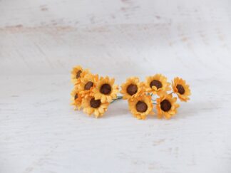 25mm paper sunflowers (no leaves). 25mm paper daisies (no leaves). 20mm paper daffodil. 20mm paper red roses