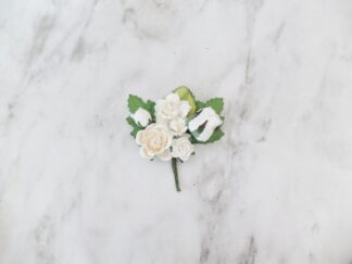 Wedding flower boutonnière - buttonhole - white flower corsage