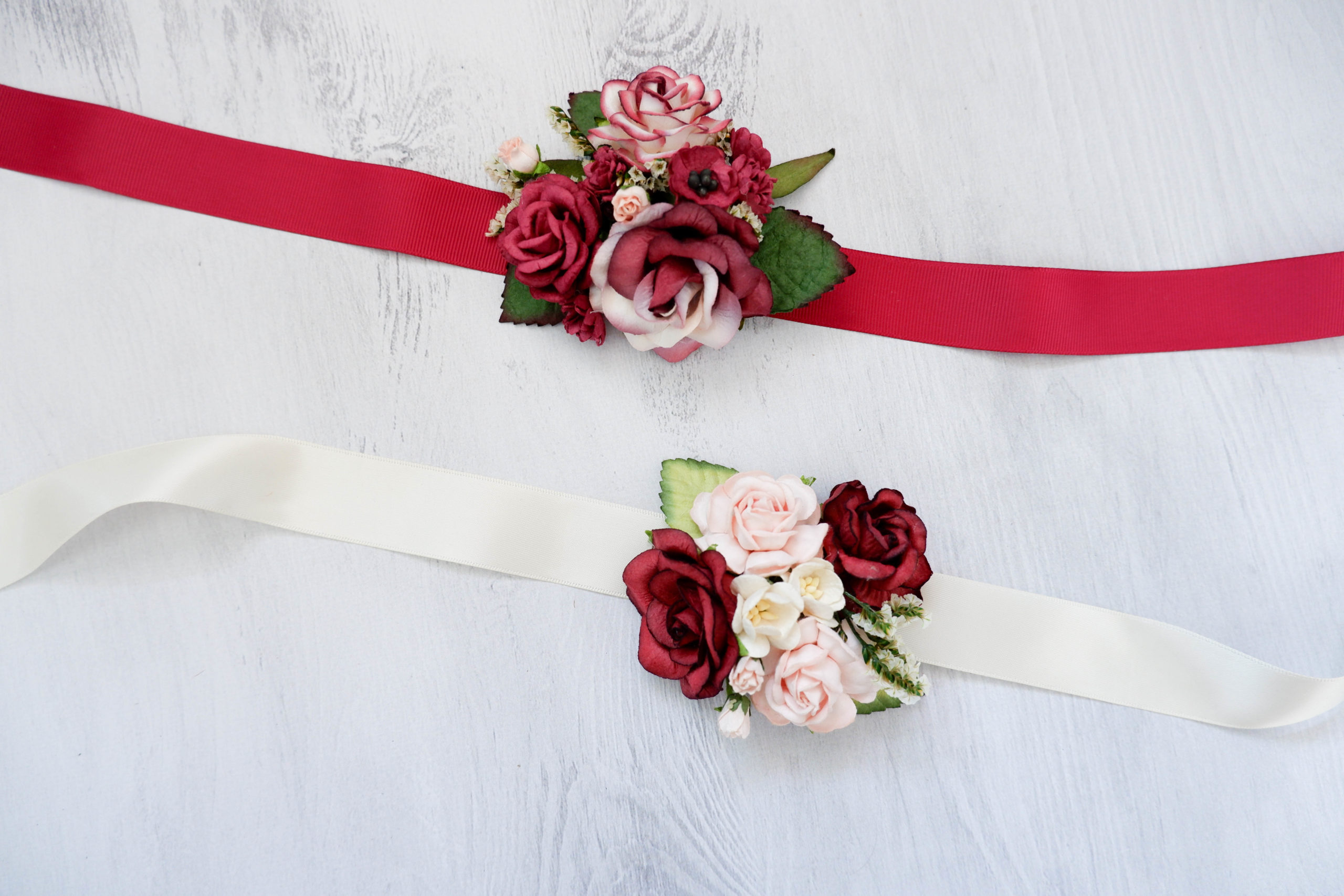 Wedding flower wrist corsage sunflower, dark purple, floral bracelet - Shop  petalsdesignstudio Corsages - Pinkoi