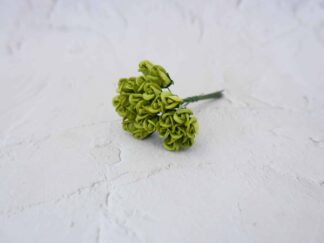 8mm paper rose buds (25 roses) (Design B)